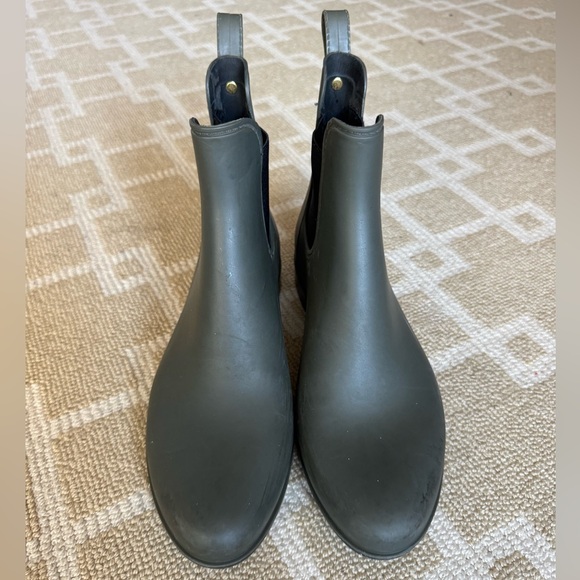 Sam Edelman Chelsea Rain Boots Waterproof Rubber Olive Green Size 9 - Picture 7 of 9
